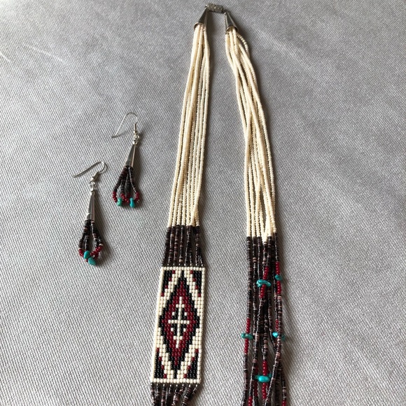 Vintage Native American Necklace & Earring Set. - Picture 5 of 11